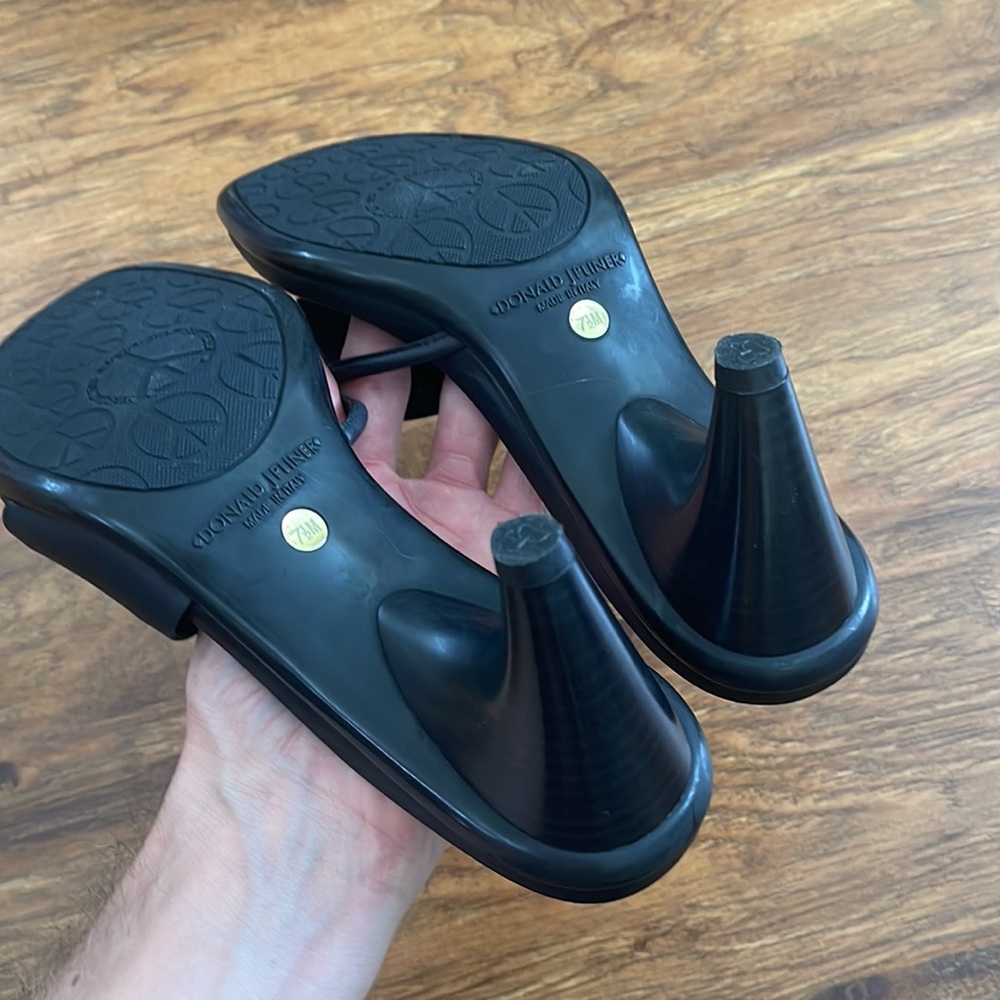 Donald J Pliner Tatum heeled mules - Picture 9 of 12